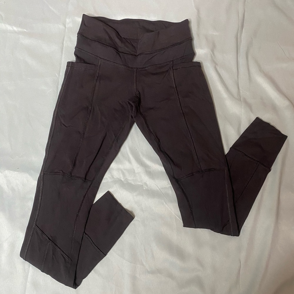 Lululemon size 4 leggings